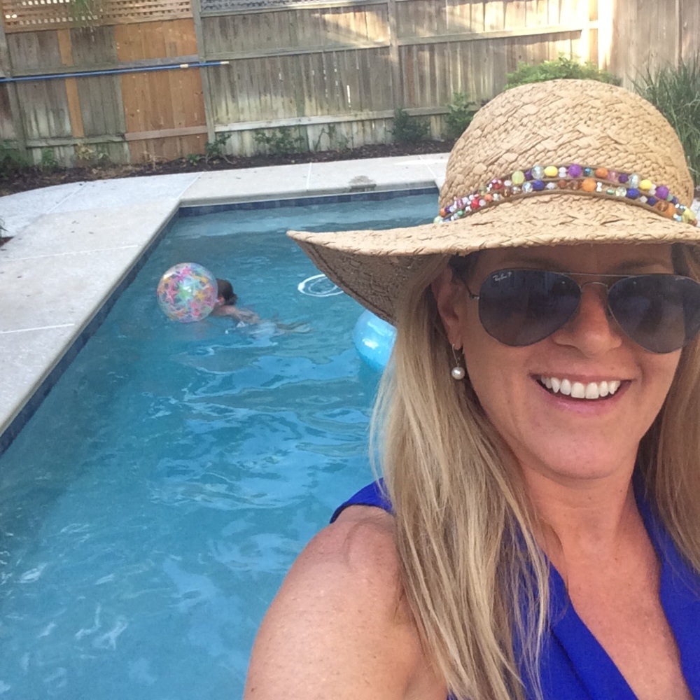 Meet your Posher, Cindy